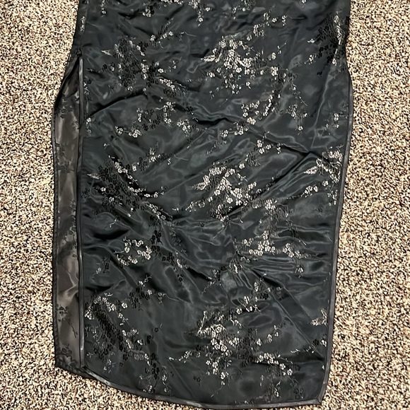 Golden Dragon Black Long Chinese Dress 🟡 Size 40 - Picture 4 of 5